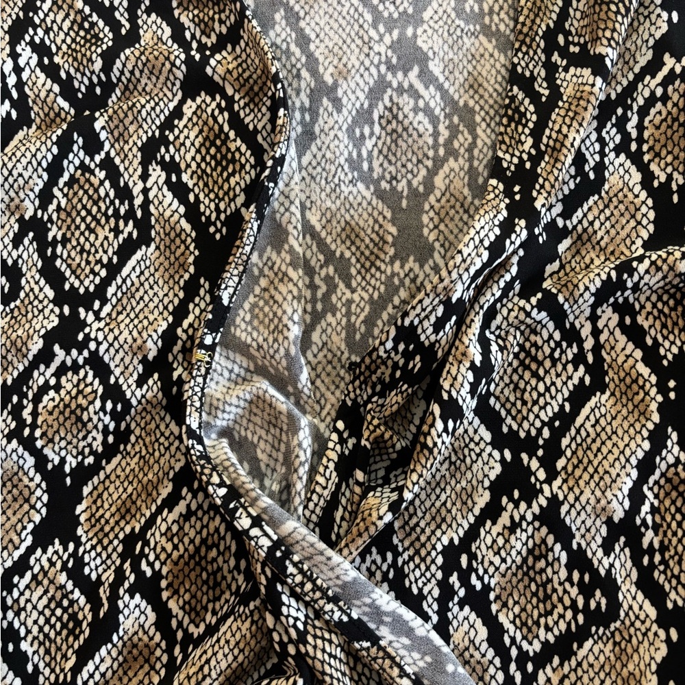 Michael Kors Black and Tan Patterned Blouse - Picture 7 of 7